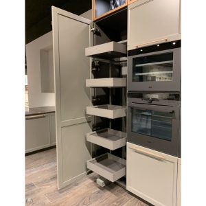 برای مشاوره خرید سوپر مارکت تماس بگیرید.09125685093