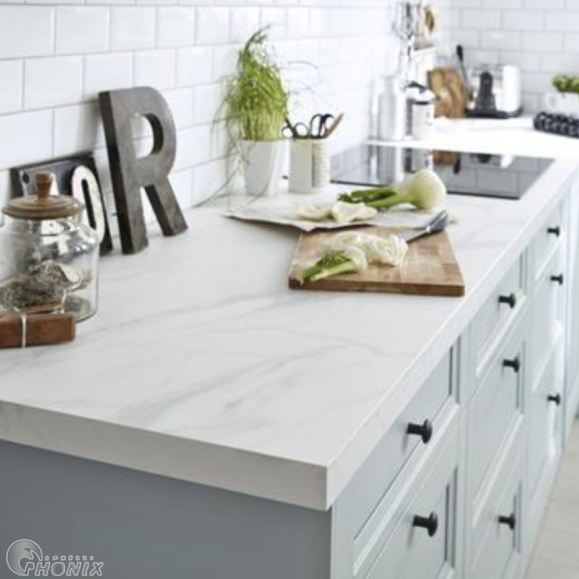 برای مشاوره خرید صفحه کابینت تماس بگیرید. 09125685093